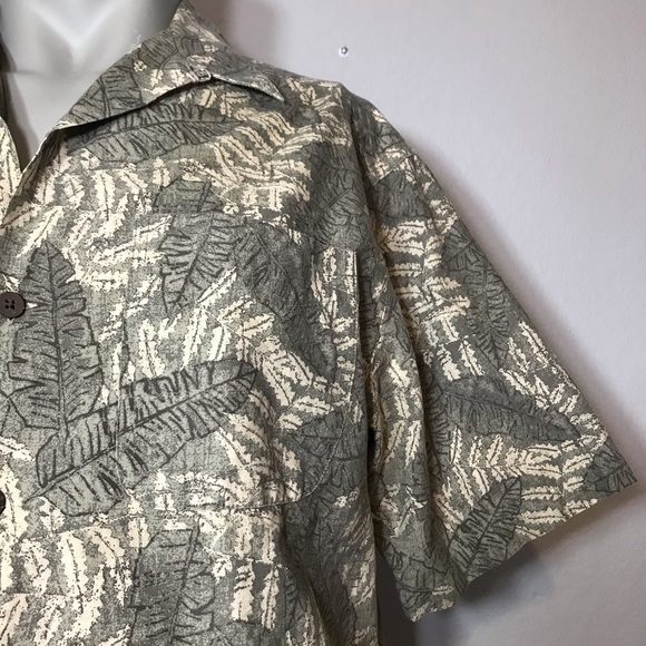 L.L. BEAN Men’s Tropical Print Button Down Short Sleeve Size Medium Regular - Picture 3 of 7